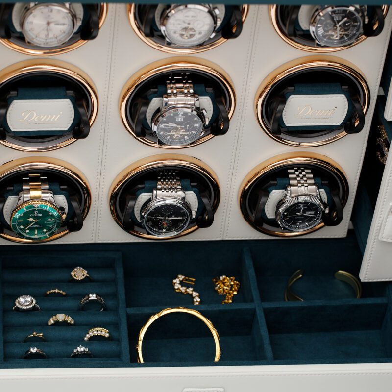 9 Piece Winder Safe with Storage